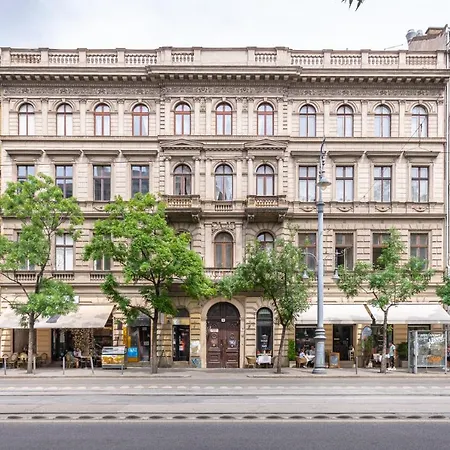 Апартаменты Astoria Blue *
