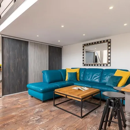 Astoria Blue Apartment Budapest