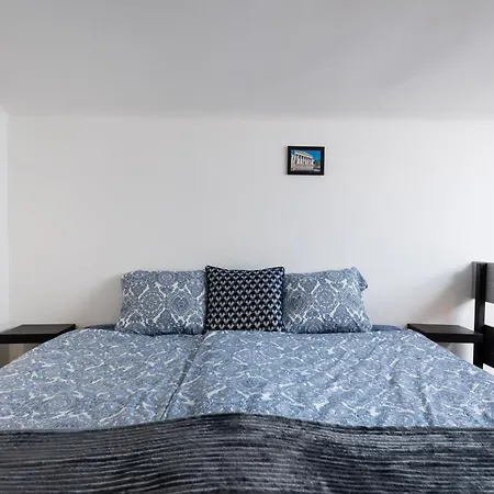 Astoria Blue Apartment *